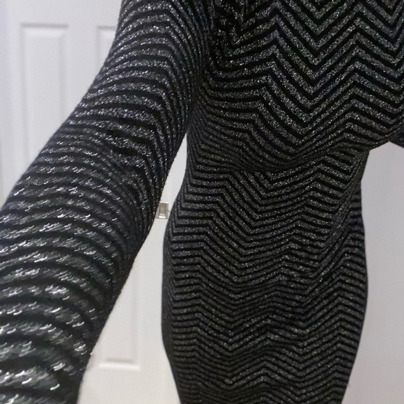 Express Long-sleeve Dress - Picture 2 of 4